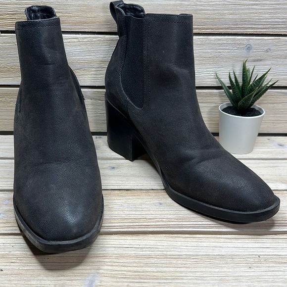 MIA Vegan Block Heel Pull On Bootie Size 8.5 - Picture 8 of 8